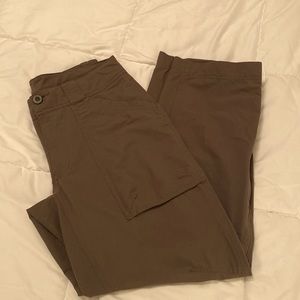 Rei Hiking Pants UPF 50+ withAnkle Adjust and pockets